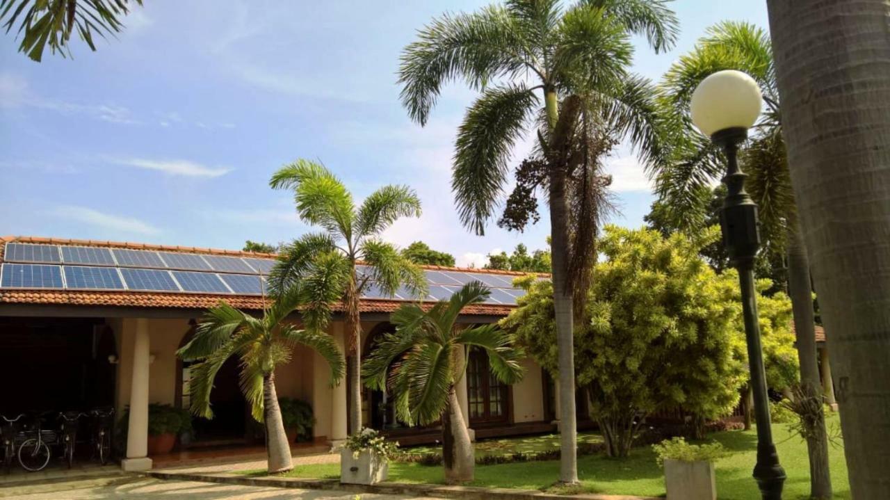 Tropical Villas Negombo Exterior foto